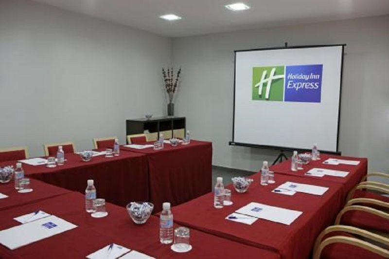 Express Madrid-getafe By Ihg